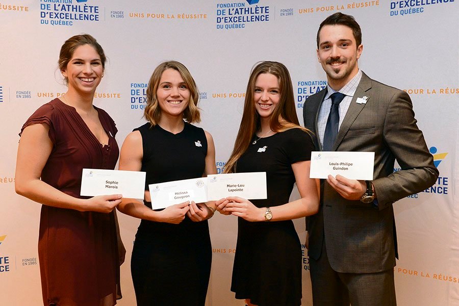 FAEQ awards bursaries to two student-athletes from Laval