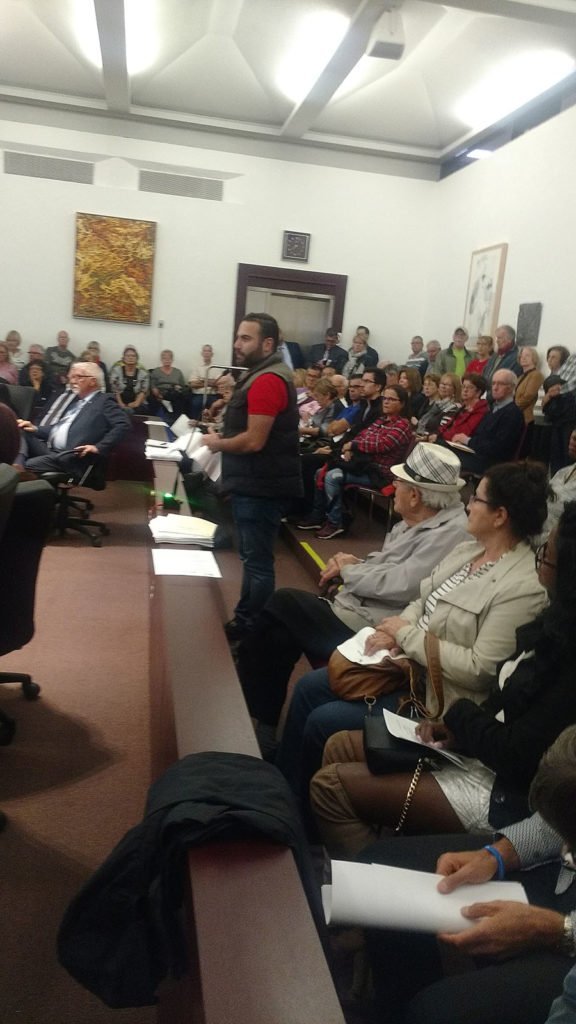 City Hall draws full house of disgruntled residents