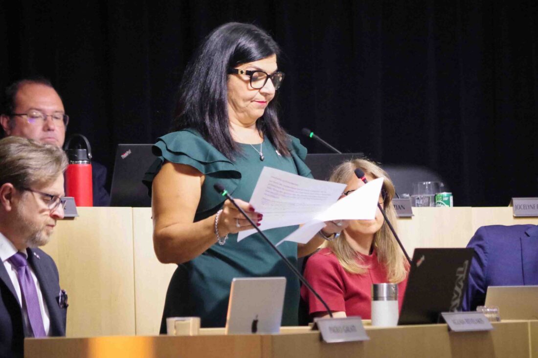 Laval city councillors table petitions during September council meeting