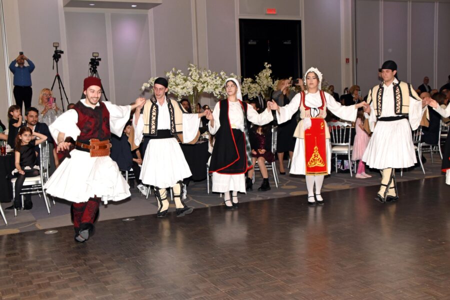 Hellenics from Laval and Montreal gather for Greece Independence Day festivities