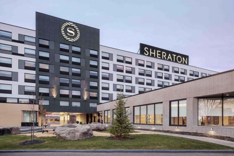 Sheraton Laval workers ratify new collective contract